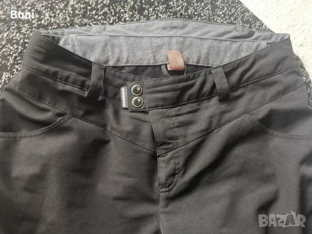 Race Face Къс панталон L/Xl, снимка 4 - Къси панталони - 49748600