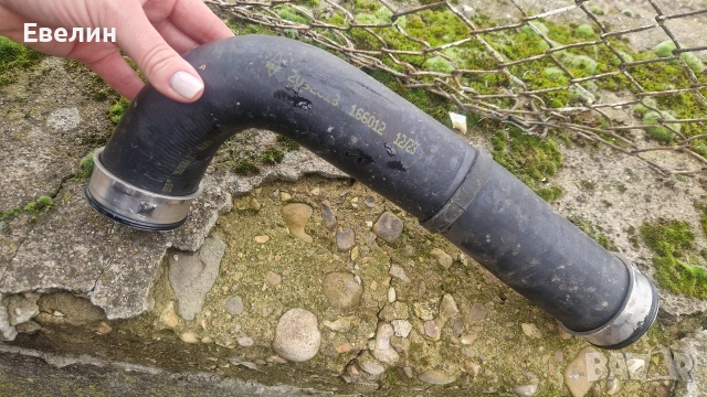 маркуч на турбото от VW Touran 2006г, снимка 3 - Части - 53476610