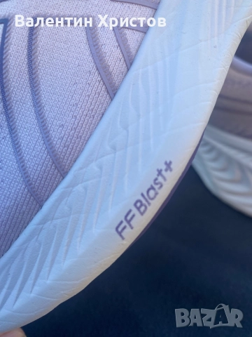 Asics/Асикс маратонки,шпайкове и 2 тениски, снимка 2 - Тениски - 52933601