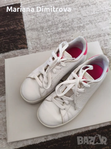 Детски маратонки Adidas, снимка 2 - Детски маратонки - 50867761