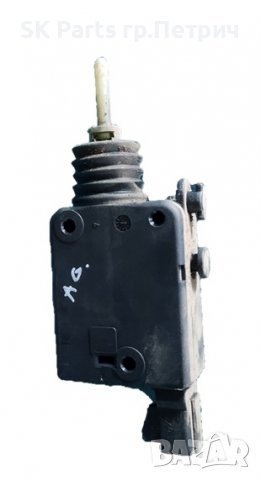 МАШИНАКА ЦЕНТРАЛНО за КАПАЧКА РЕЗЕРВОАР OPEL ASTRA G , снимка 2 - Части - 39396506