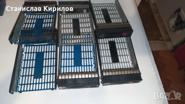 Продавам кадита за 3,5" SAS дискове за сървър HP G4 G5 G6 G7