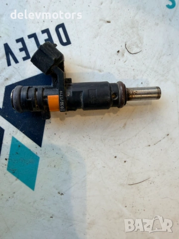 166008992R бензинова дюза от Dacia Dokker 1.6i, 109 ph., 5sp., 15 000 km, 2021, euro 6D, снимка 2 - Части - 53032635