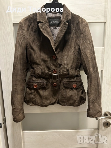 Дамско яке от естествен велур Authentic Clothing Co., снимка 2 - Якета - 56041796