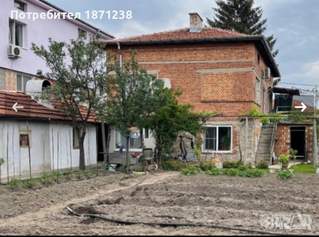 Двуетажна къща в с.Крумово от камък, тухла и бетон