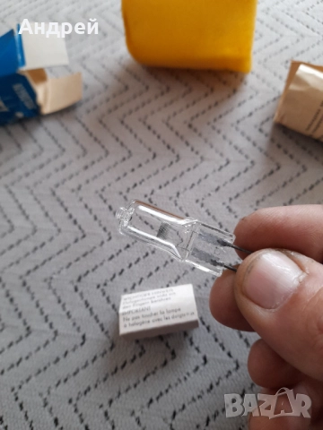 Стар крушка Narva Halogen, снимка 4 - Други ценни предмети - 52977768