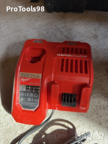 Milwaukee M18BLCS66 безчетков циркуляр, снимка 3 - Циркуляри - 56167580