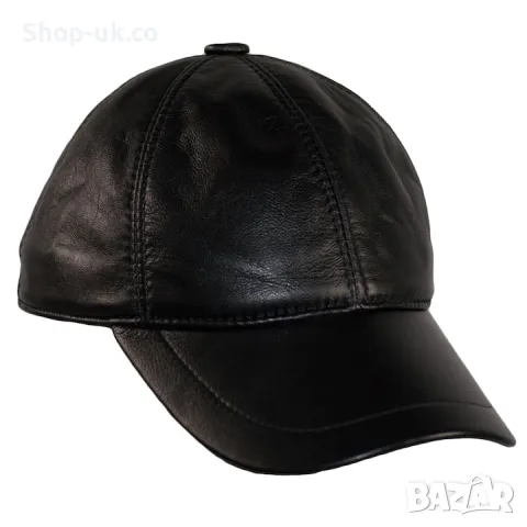 Шапка от естествена кожа.