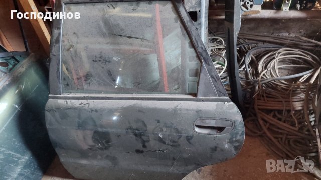 Врати за Volvo V40, S40, снимка 17 - Части - 42038168