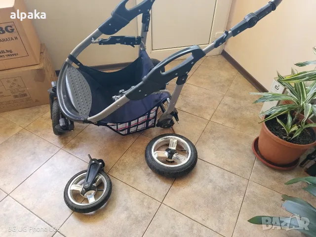 Бебешка количка Bergsteiger Capri 3 в 1 – КАТО НОВА (Пълен комплект), снимка 12 - Детски колички - 56132781