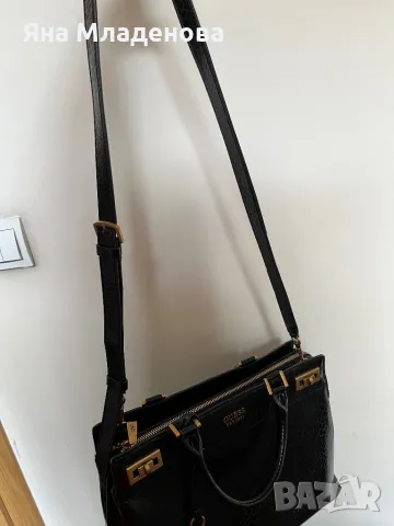Чанта GUESS Katey Python print Maxi , снимка 5 - Чанти - 48636517