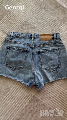 Дънкови къси панталони Pull&Bear, снимка 4 - Дънки - 51576571