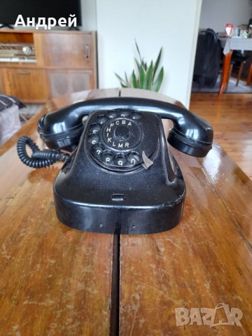 Стар телефон #6, снимка 1 - Антикварни и старинни предмети - 39384643