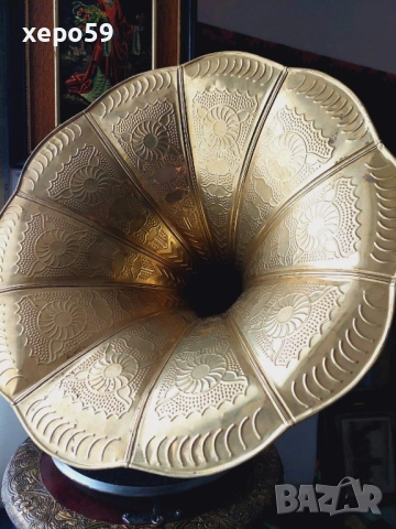 Рядък стар грамофон с фуния с бронзов обков и интарзии, снимка 5 - Други - 52429555