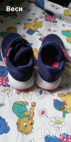 Детски маратонки адидас , снимка 3 - Детски маратонки - 35910076