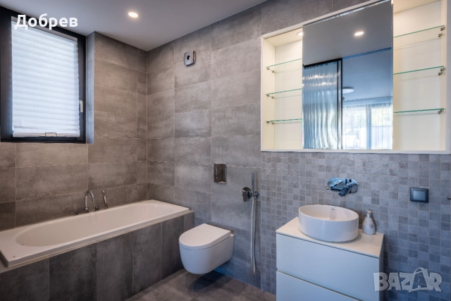 кв. ИЗГРЕВ, 4 стаен, 207кв.м. ОТ СОБСТВЕНИК, снимка 17 - Апартаменти - 52289554