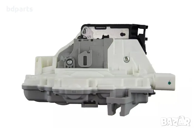 Брава за предна лява врата VW, Passat B6, Tiguan 5N, Audi A4 A5 Q5 Q7,, снимка 5 - Части - 56142071