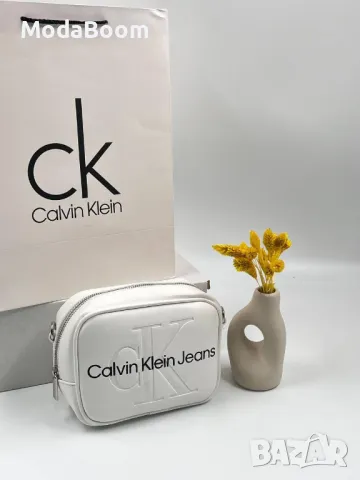 Calvin Klein дамски чанти Различни цветове , снимка 9 - Чанти - 48523807