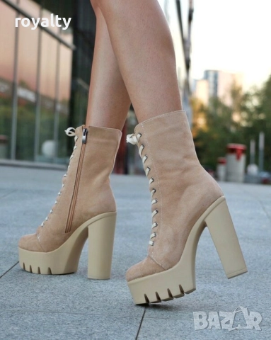 Боти на ток - бежов велур, снимка 2 - Дамски боти - 52162879