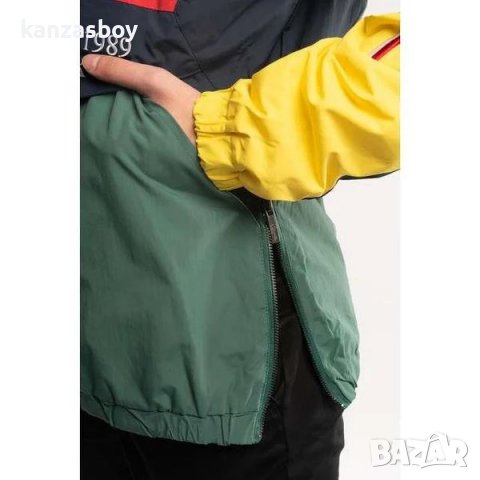 Karl Kani Retro block Windbreaker - страхотен мъжки анурак КАТО НОВ, снимка 5 - Спортни дрехи, екипи - 40075155