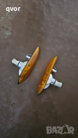 мигачи за калник от Бмв е 46 , снимка 3 - Аксесоари и консумативи - 52964628