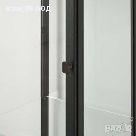 Висока стъклена витрина в черен цвят , снимка 4 - Секции и витрини - 42105310