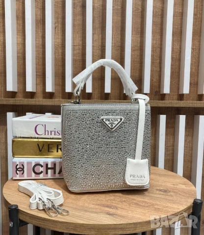 чанти с камъни prada , снимка 3 - Чанти - 50574701