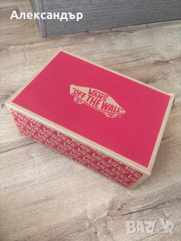 Vans обувки, 41 номер, снимка 2 - Кецове - 56185586