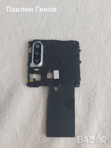  Motorola One Action , Среден капак със стъкло за камера, снимка 4 - Резервни части за телефони - 42278113