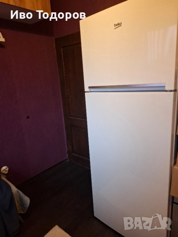 Голям хладилник с камера Beko нов