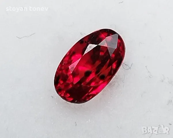 Интензивен оранжево червен рубин - 0.77кт.! Сертифициран! Нов! , снимка 13 - Други - 47210513