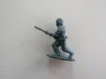 Играчка-войник от времето на соца, снимка 3