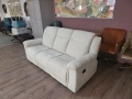 Кремав диван тройка от плат с ръчен релаксиращ механизъм, снимка 5