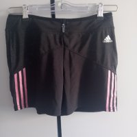 Adidas размер S., снимка 1 - Къси панталони и бермуди - 41624916