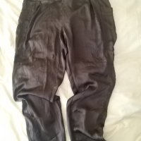 Елегантен тъмно кафяв панталон, фин плат , снимка 1 - Панталони - 42220059