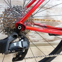 Стоманен шосеен велосипед Dedacciai Strada Disc SRAM AXS , снимка 4 - Велосипеди - 39608582