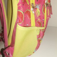 Комплект Ученическа чанта, чанта за хранене, раница Goomby с 4 отделения Pineapple, снимка 7 - Раници - 33933048