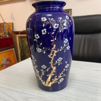 Порцеланова ваза с кобалт и позлата. №4381, снимка 1 - Антикварни и старинни предмети - 41816602