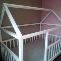 Детско легло тип къщичка, снимка 1 - Мебели за детската стая - 34274620