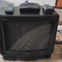 Малък телевизор SONY, снимка 3 - Телевизори - 40888674