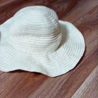 Лятна сламена  шапка/Дънкова шапка, снимка 1 - Шапки - 34062907
