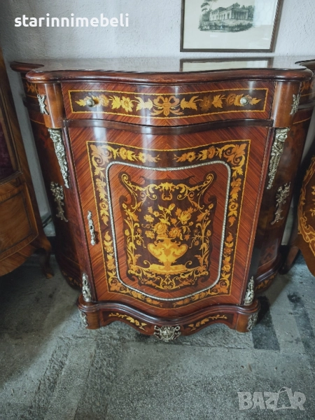 Бароков шкаф с интарзия , снимка 1