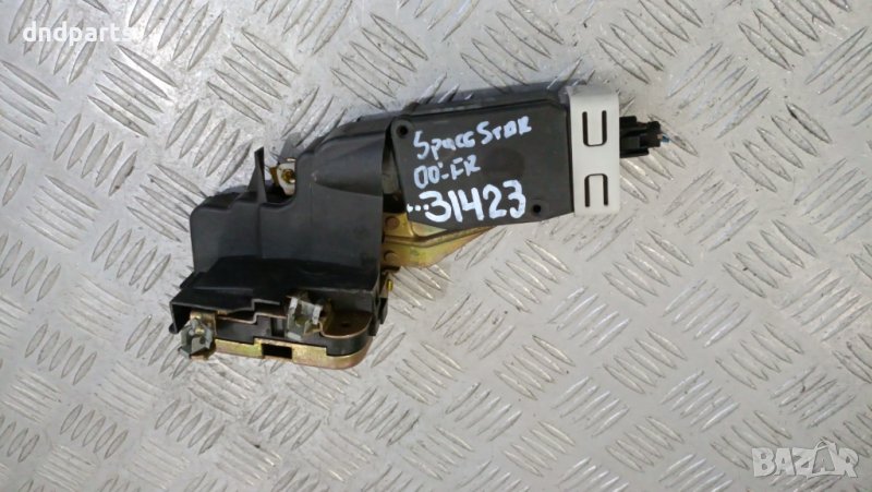 Брава врата Mitsubishi Space Star 2000г.(предна дясна)	, снимка 1