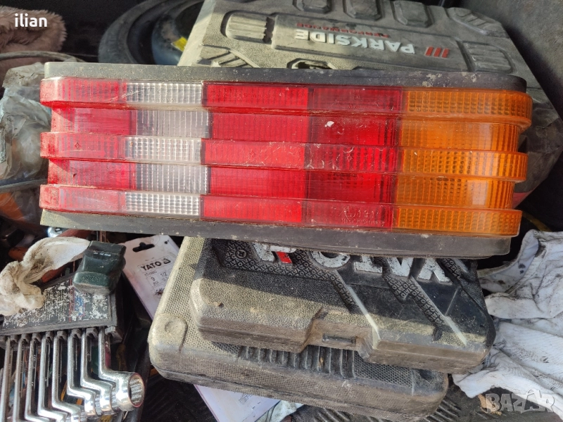 десен стоп mercedes 190, снимка 1