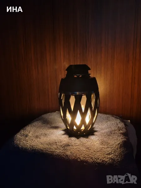 Decotech bluetooth "огнена" LED колонка, снимка 1