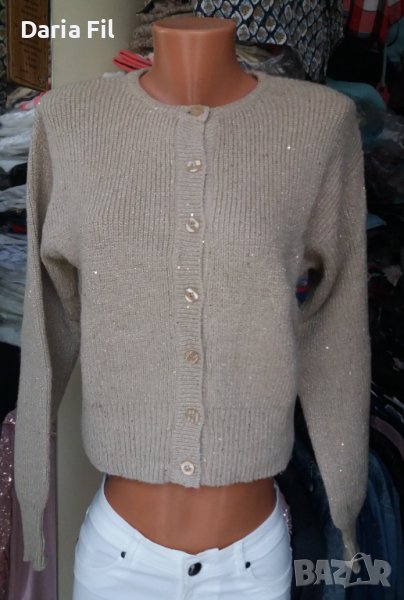 УНИКАЛНО КРАСИВА бежова къса жилетка със златисти пайети в нишката, снимка 1