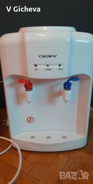 Диспенсър Crown CWD-1806W, снимка 1