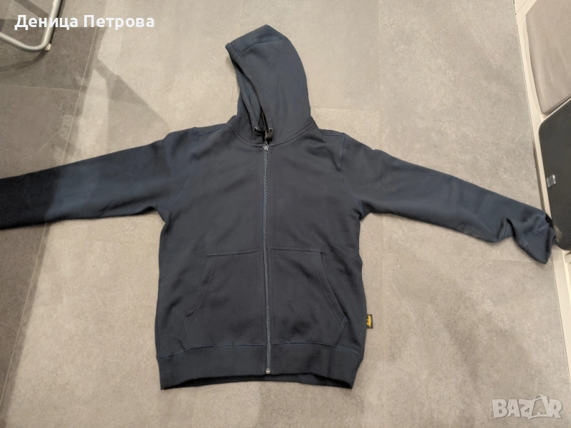 Нов суичър Snickers, размер М, снимка 1