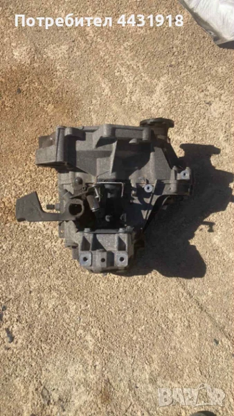 СКОРОСТНА КУТИЯ VW GOLF 5 1,6 FSI, снимка 1