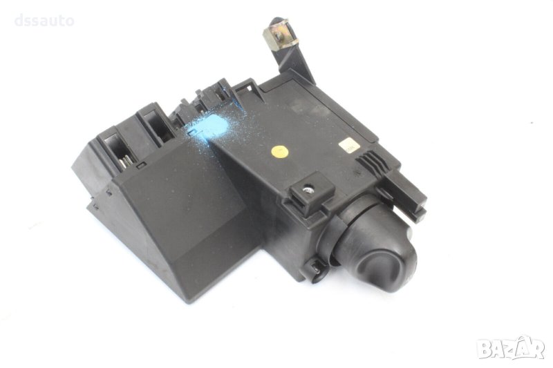 Копче светлини Mercedes W210 A2105450704, снимка 1